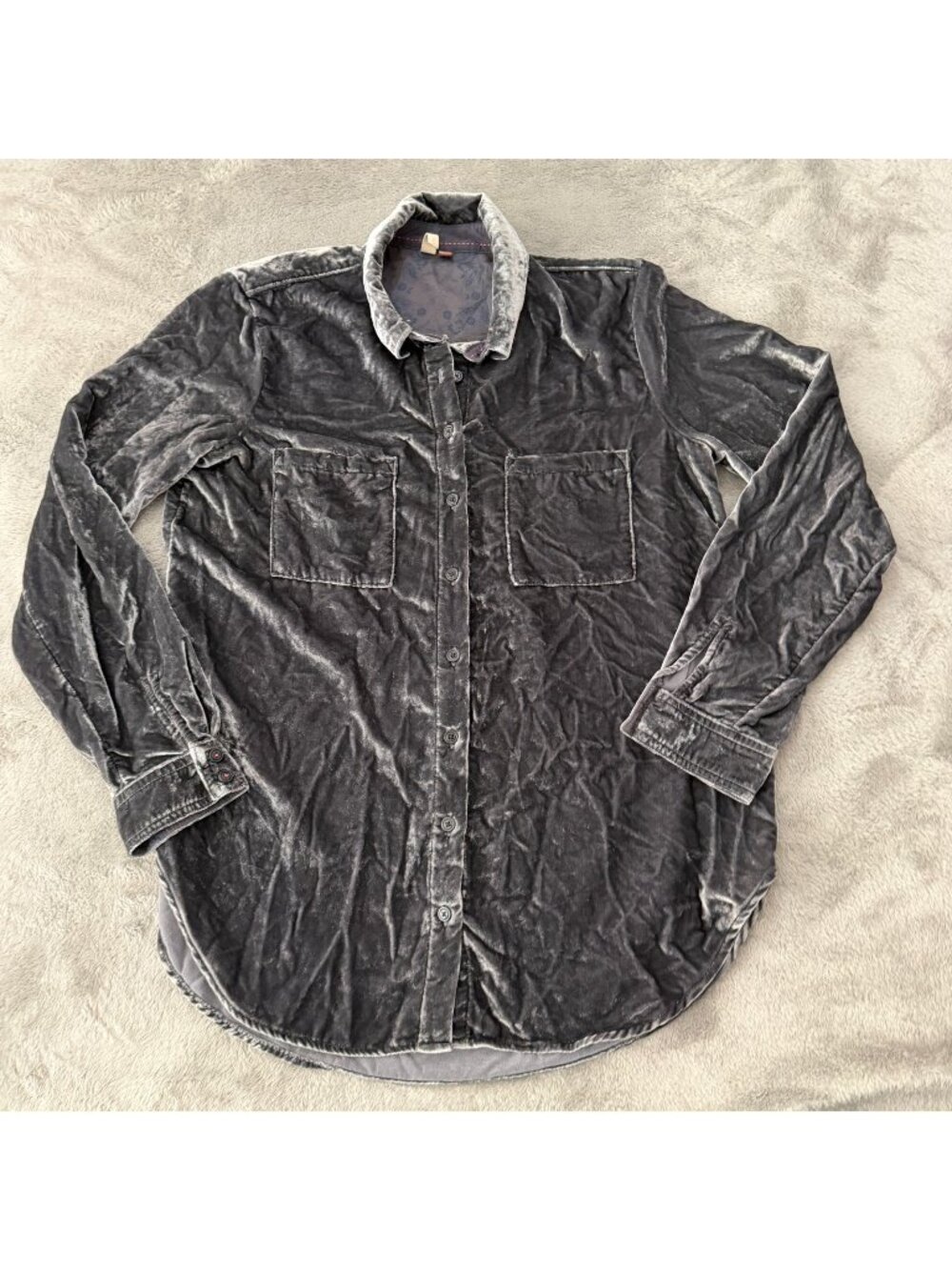 Pilcro Gray Silver Crushed Velvet Long Sleeve Button Up Shirt SMALL